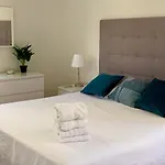 2 Bed New 公寓