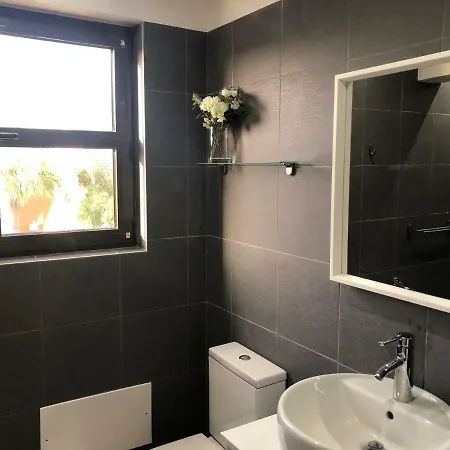 Lägenhet 2 Bed New *